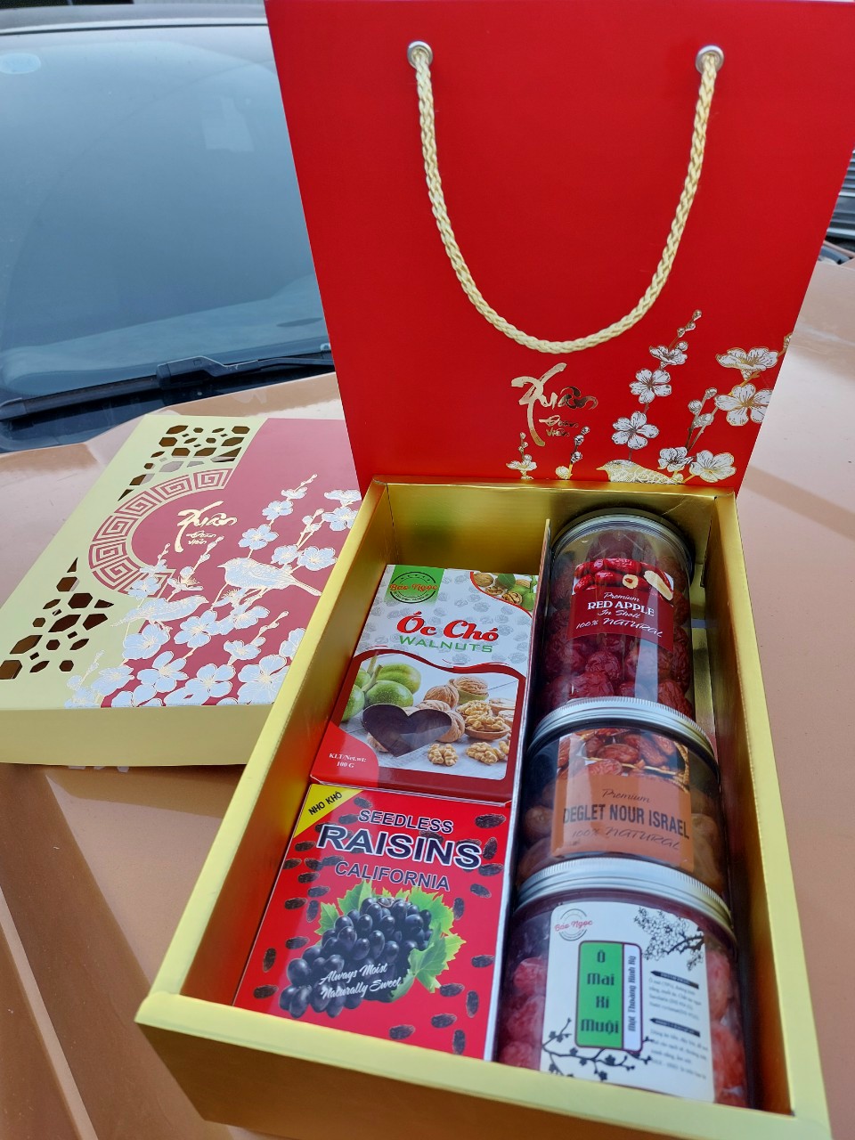 Hộp quà Tết - Xuân đoàn viên