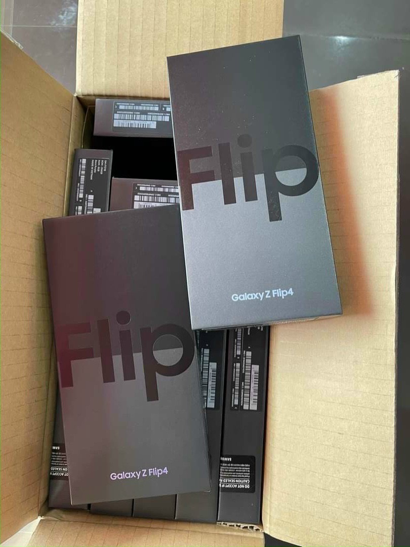 Điện Thoại Samsung Galaxy Z Flip4 128GB