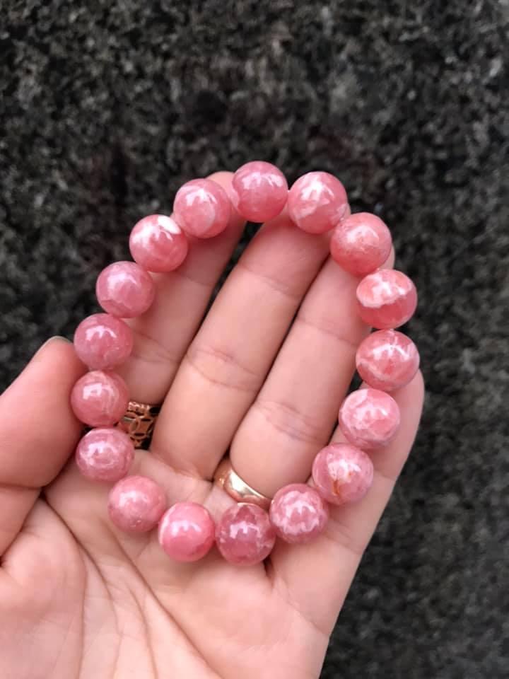 [HCM]VÒNG TAY ĐÁ ĐÀO HOA THIÊN NHIÊN