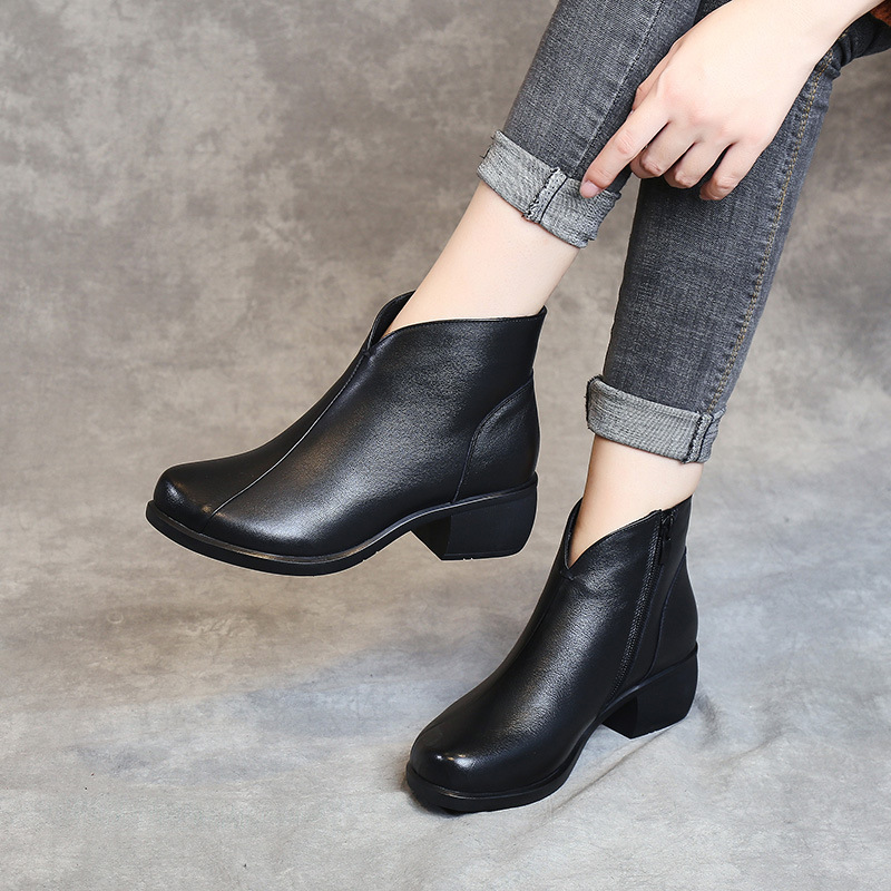 Boots nữ cổ lửng cao gót da trơn phong cách kiểu Châu ÂU