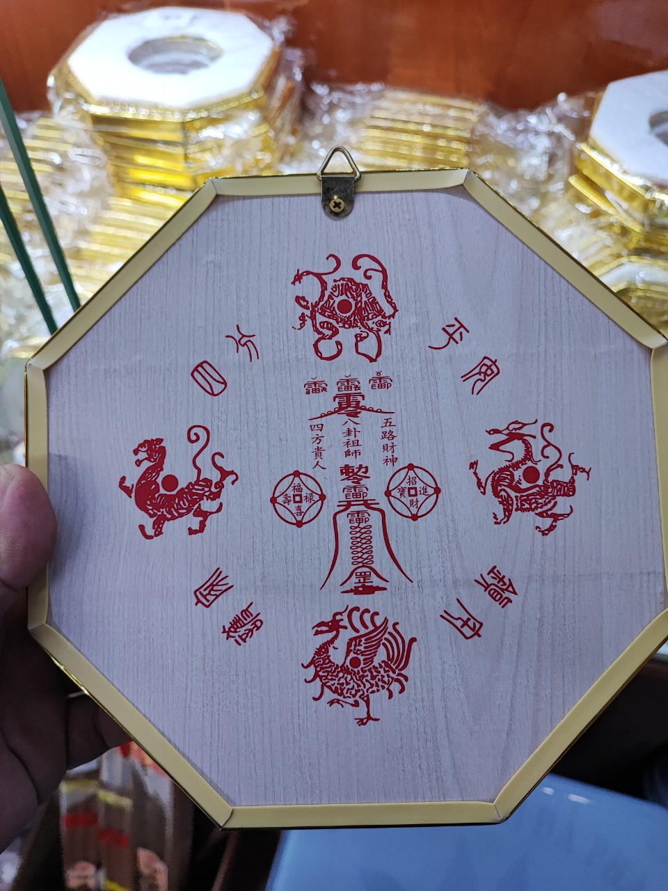 Gương Bát Quái Hổ Phù