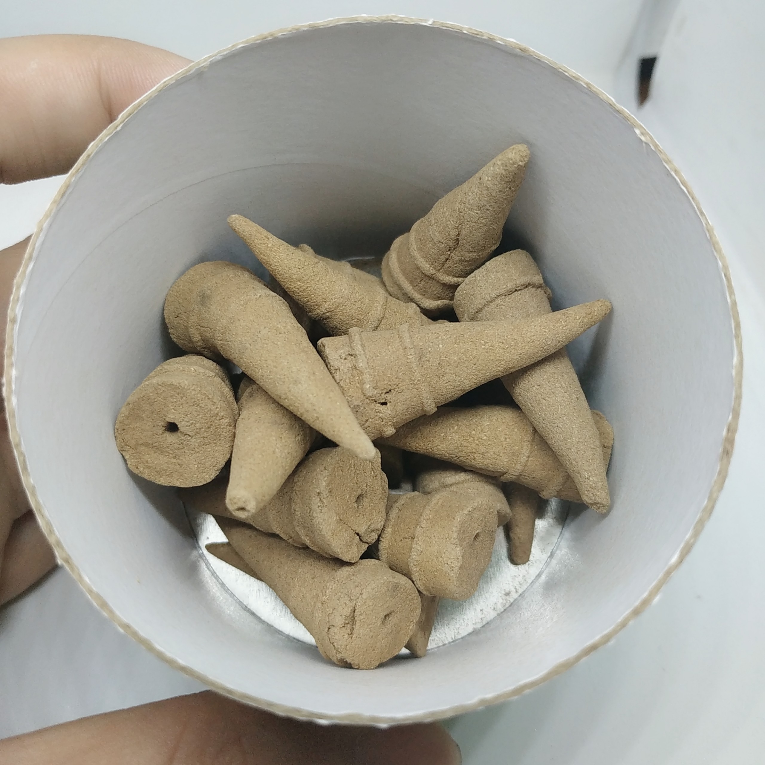 NHANG NỤ TRẦM HƯƠNG 100% NGUYÊN CHẤT