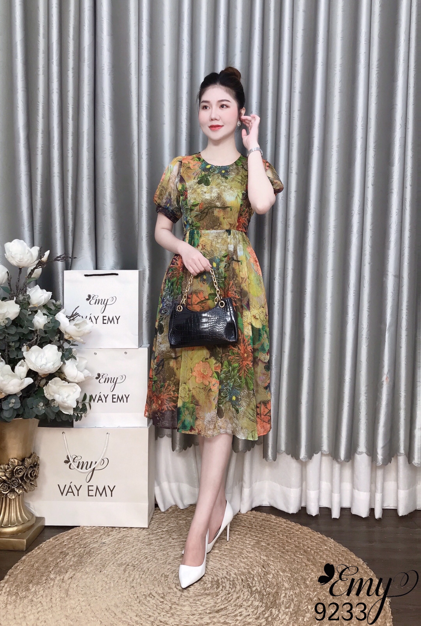 Đầm EMY EM9233 Xoè Voan Tơ