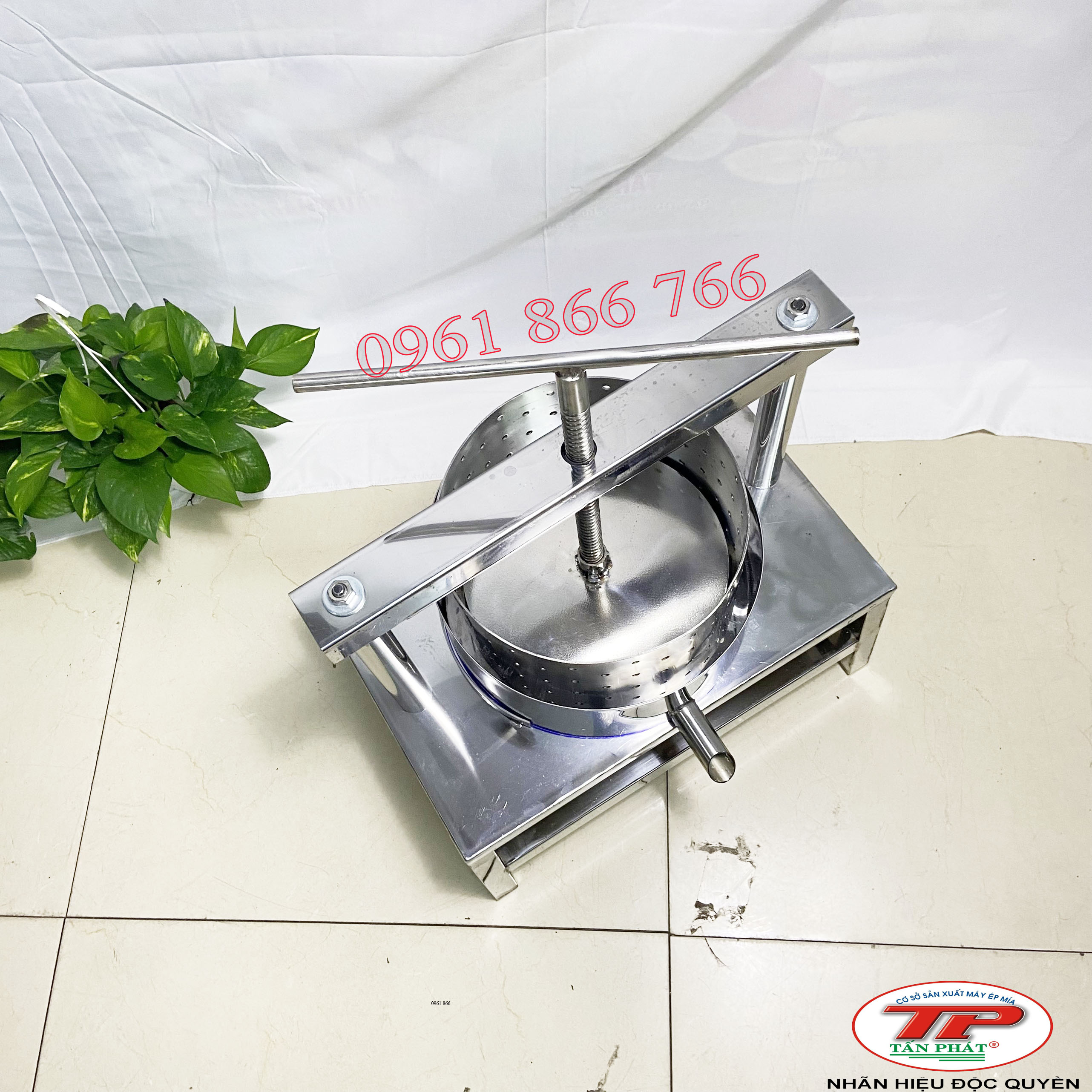 MÁY ÉP CỐT DỪA BẰNG TAY 25CM