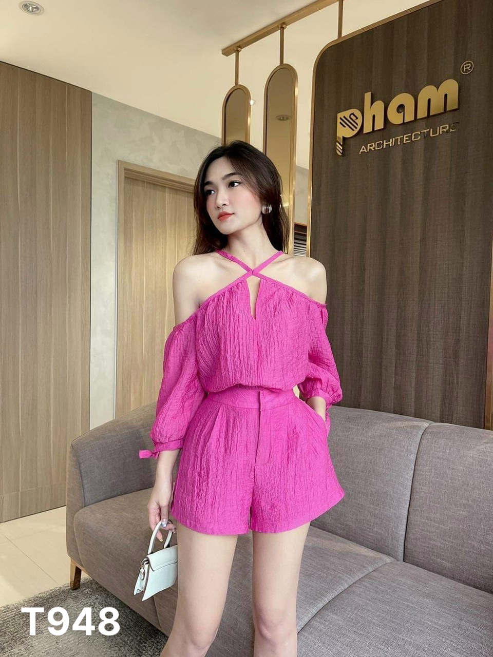 Set đùi áo cổ yếm tay dài quần ngắn chất liệu xốp nhật T948