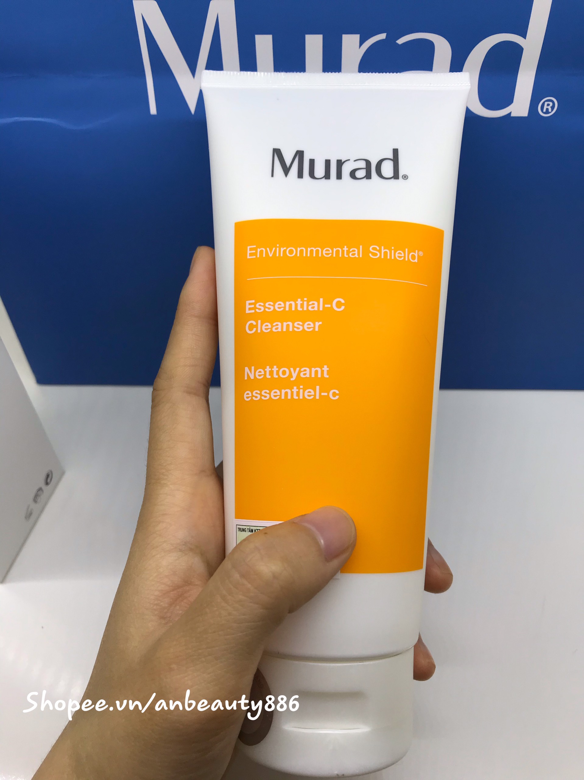 Sữa rửa mặt làm khỏe da Murad Essential-C Cleanser 200ml