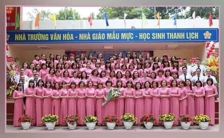 ÁO DÀI TRƠN HỒNG VỎ ĐỖ NHẸ NHÀNG