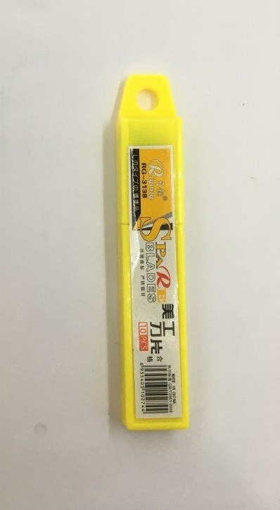 Dao rọc giấy Tolga & 10 lưỡi dao rọc giấy Tolga cỡ 18mm - Lưỡi đen