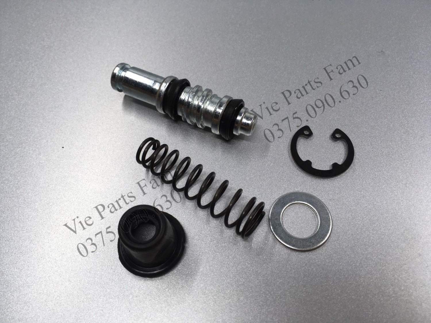 Ty ben / cúp ben trước tay thắng đĩa xe máy Suzuki (Hàng tốt)