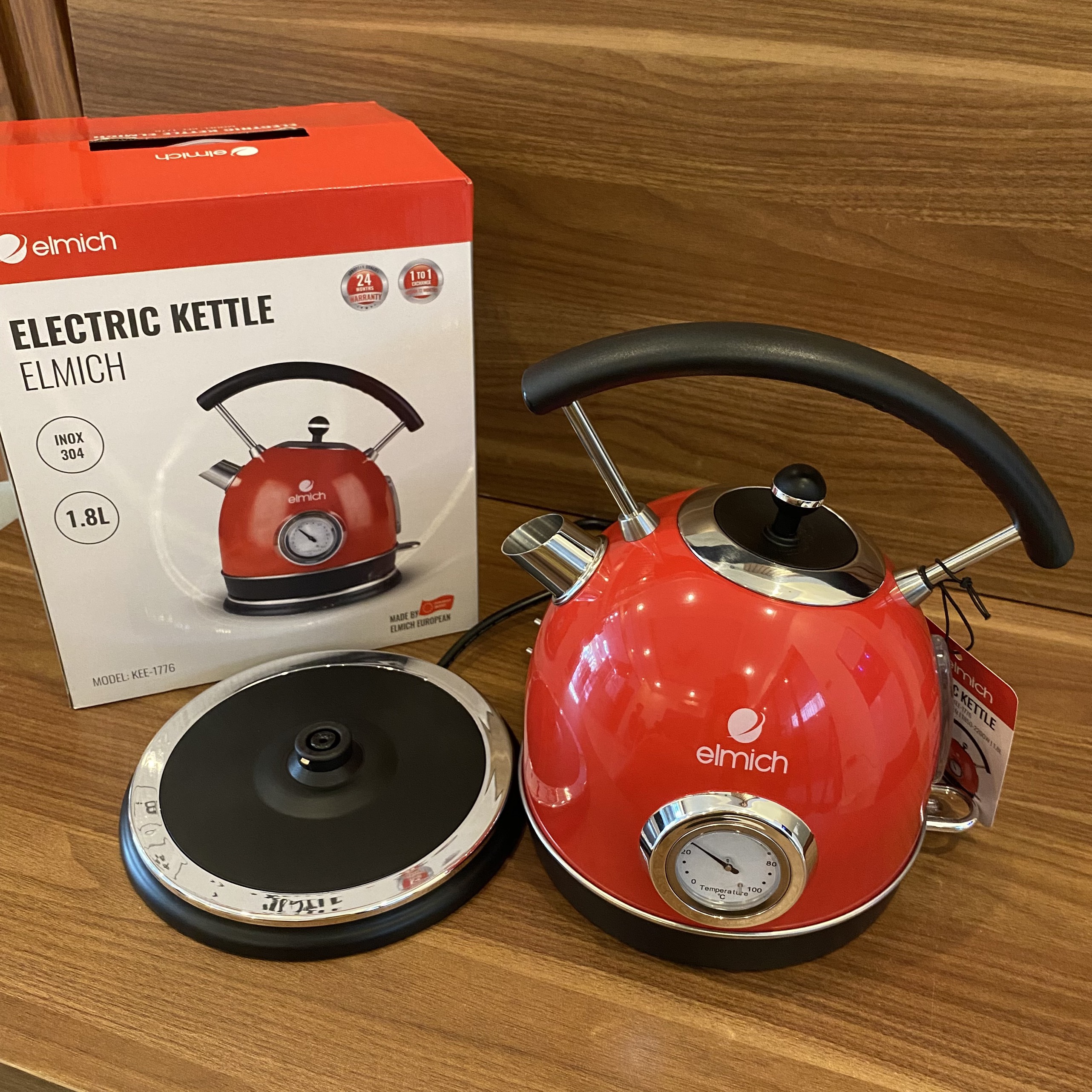 Ấm đun nước siêu tốc Elmich KEE 1776 (Dung tích 1.8L, Mầu Đỏ, Công suất 2.200W)