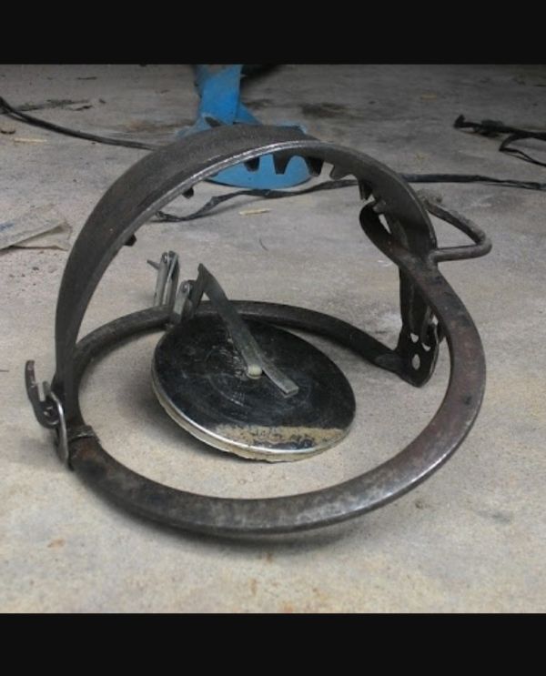 Bẫy thú rừng 20cm tặng bàn đạp