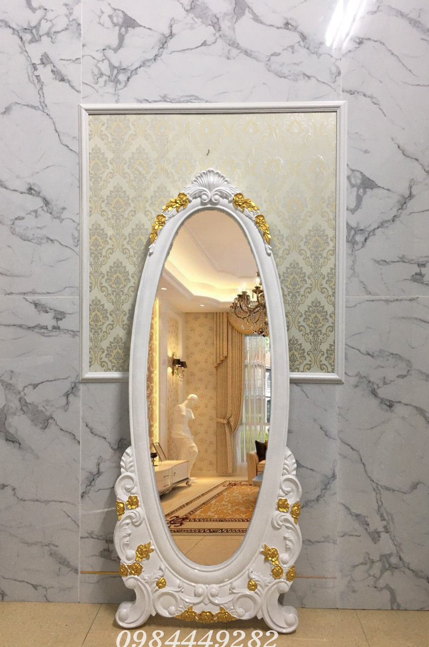 Gương soi toàn thân