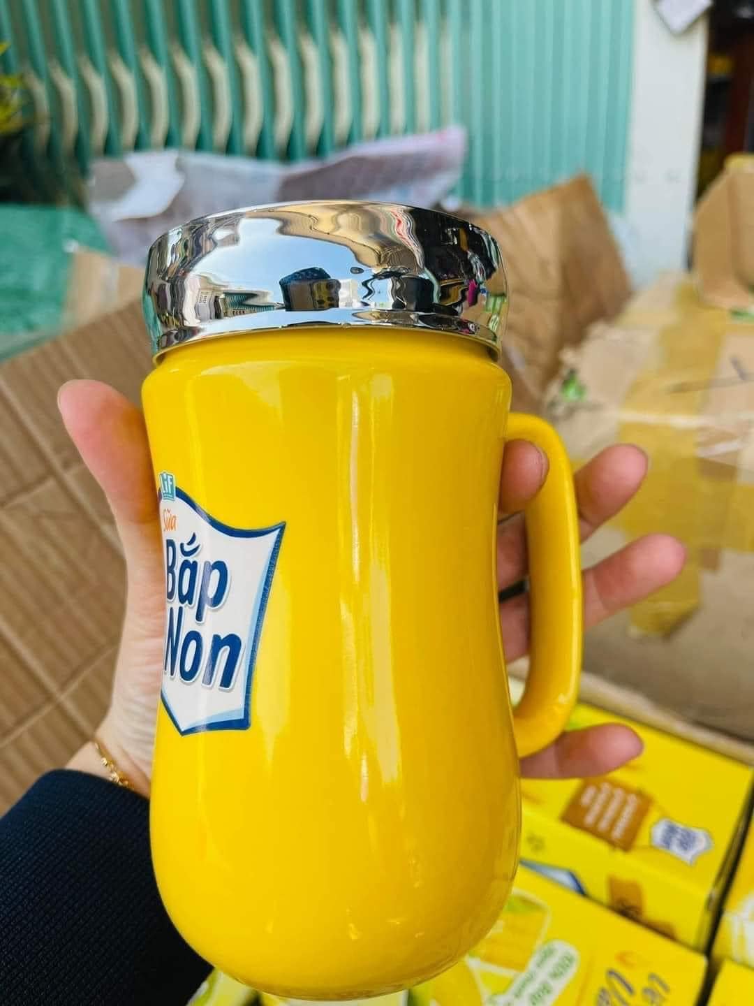 Ly Sứ sữa bắp non Lif
