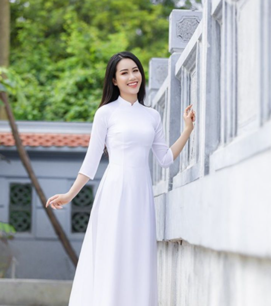 Áo dài truyền thống cổ trụ trơn tay lỡ - không kèm quần