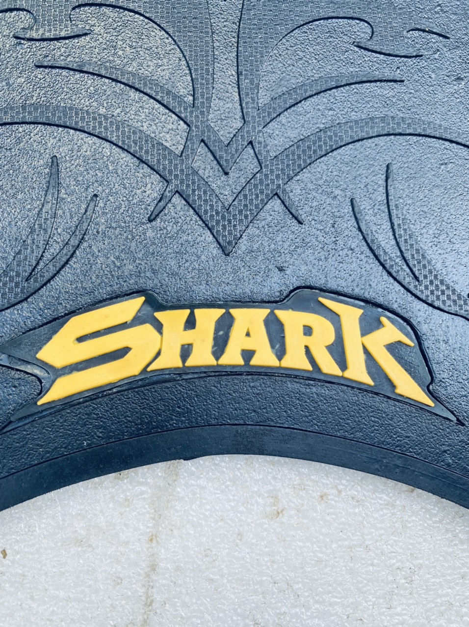 THẢM CAO SU LÓT CHÂN XE SHARK 125cc