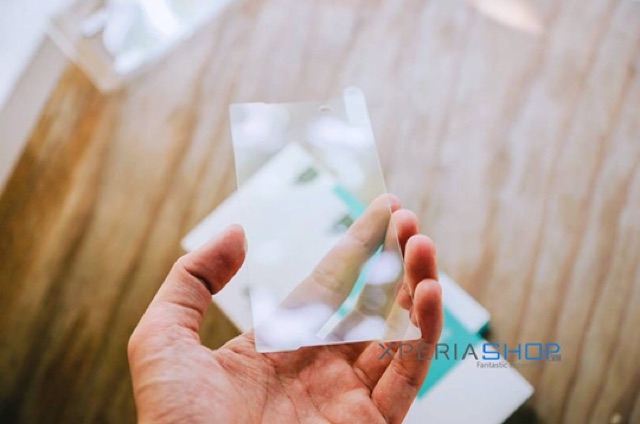 KÍNH CƯỜNG LỰC 2.5D IPHONE , SAMSUNG, OPPO