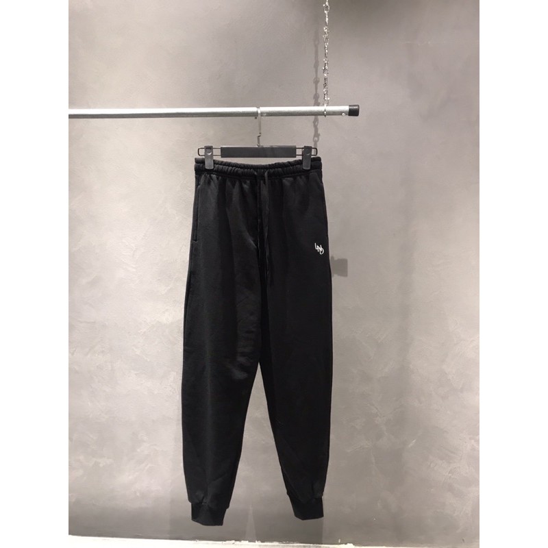 Quần Jogger basic đen xám trắng ống bo Lou Pants Lnd