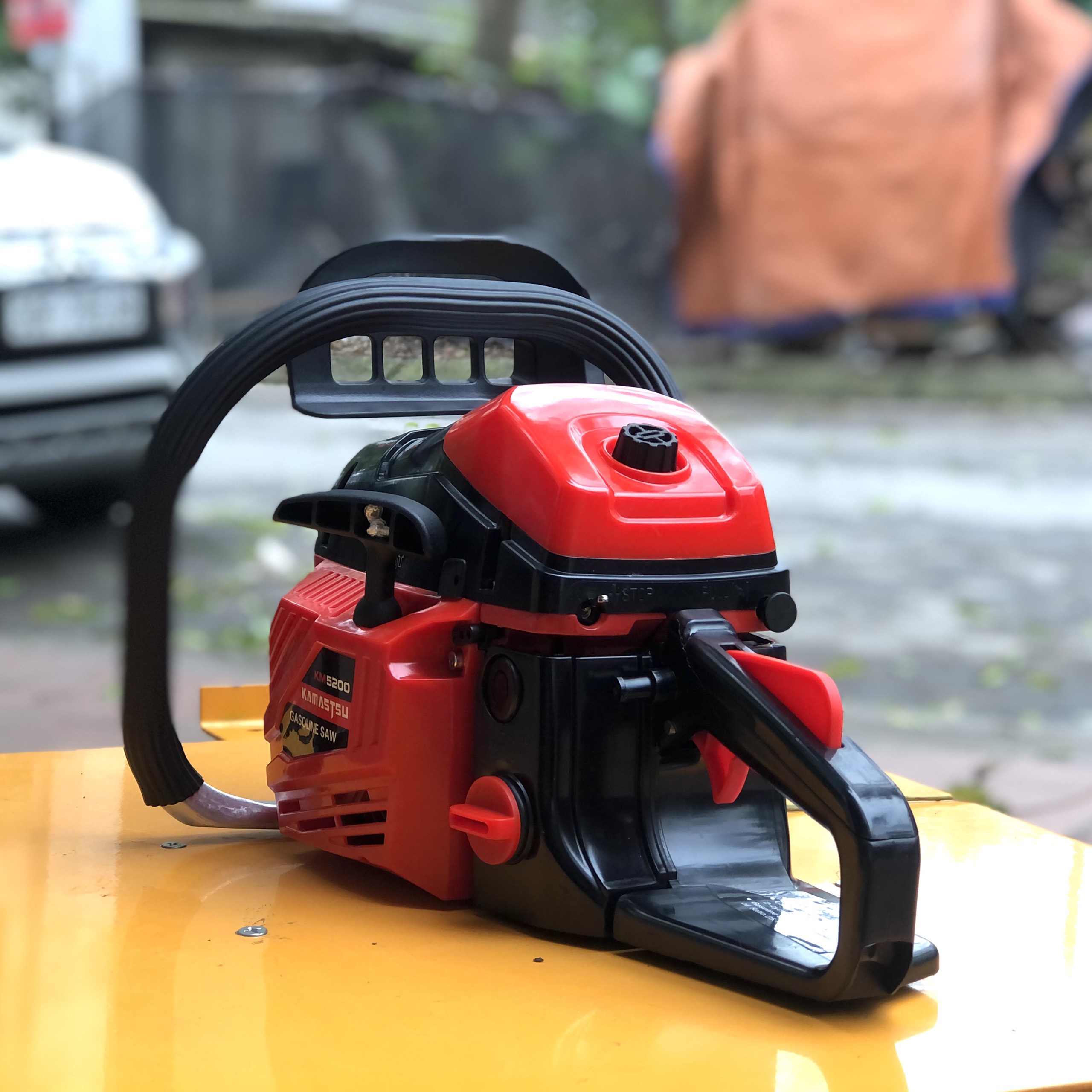 Máy Cưa Xích Kamastsu KM5200 ( bao gồm Lam Xích )