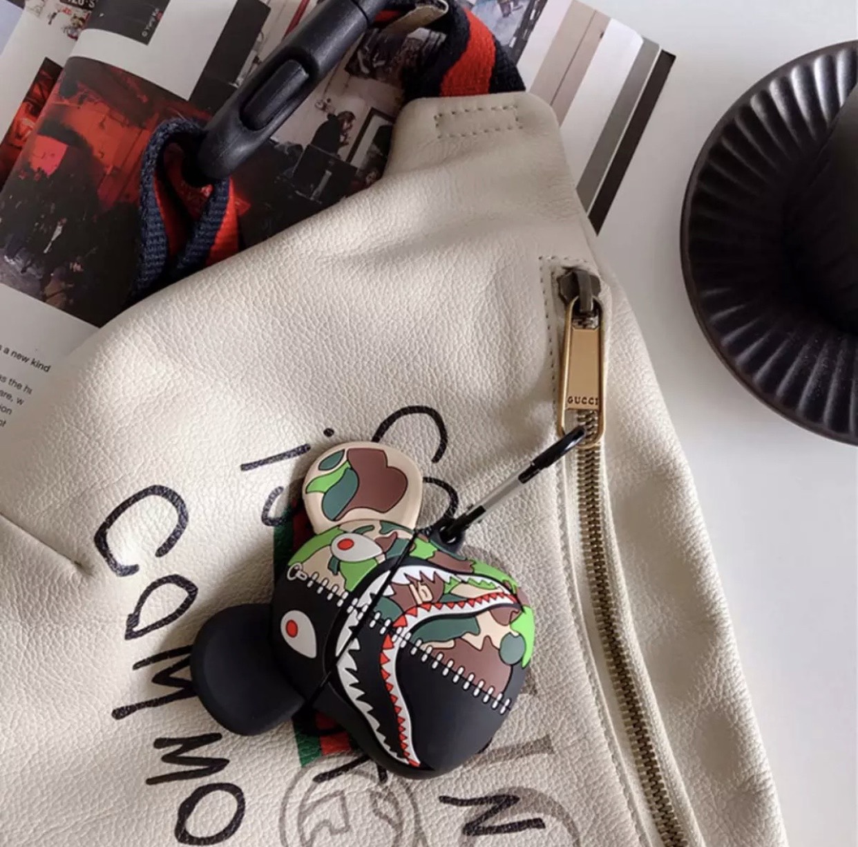 Case airpods pro Bearick siêu ngầu siêu hot