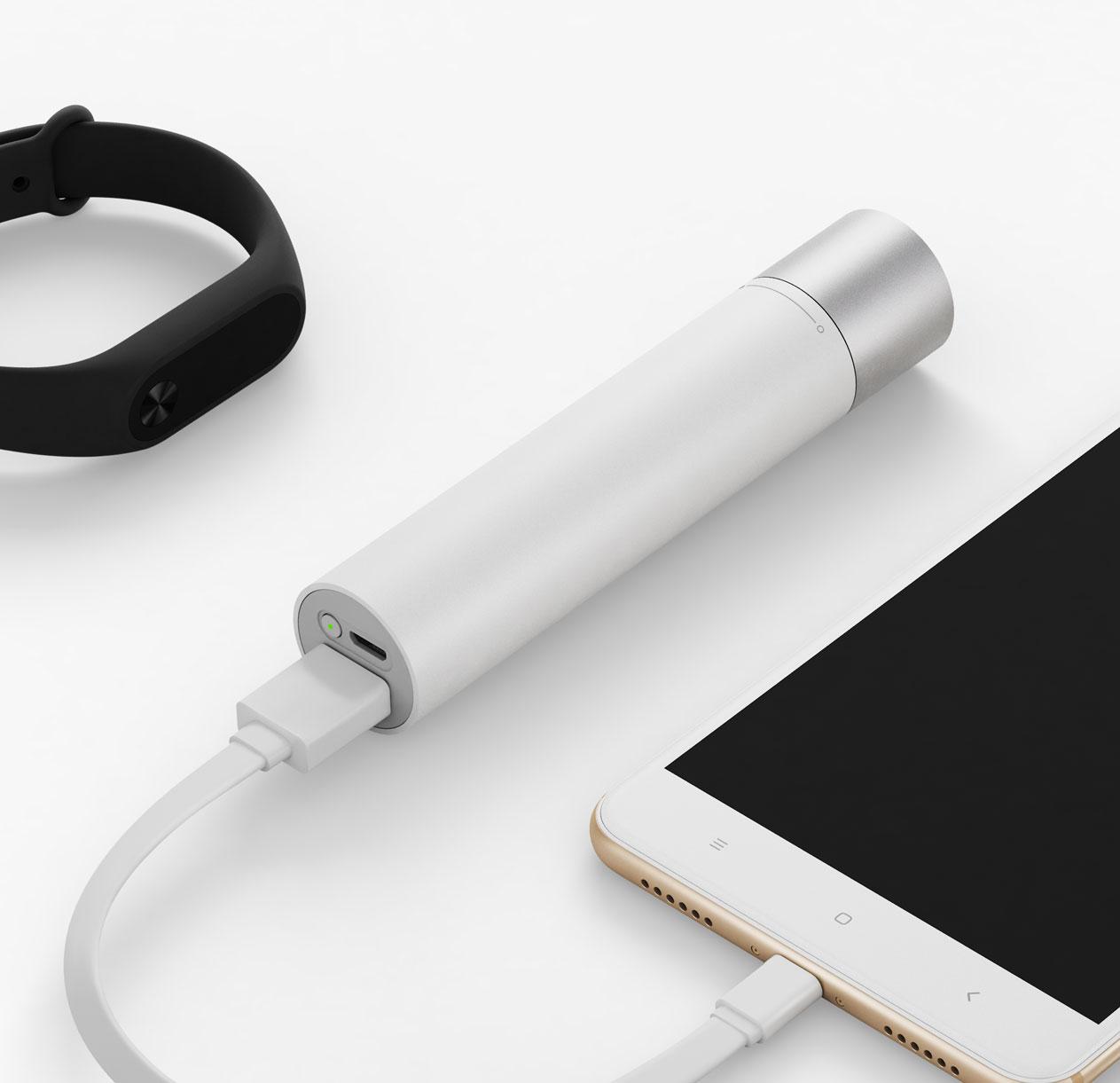 Đèn pin cầm tay mini Xiaomi Flashlight (kèm pin sạc dự phòng 3350mAh)