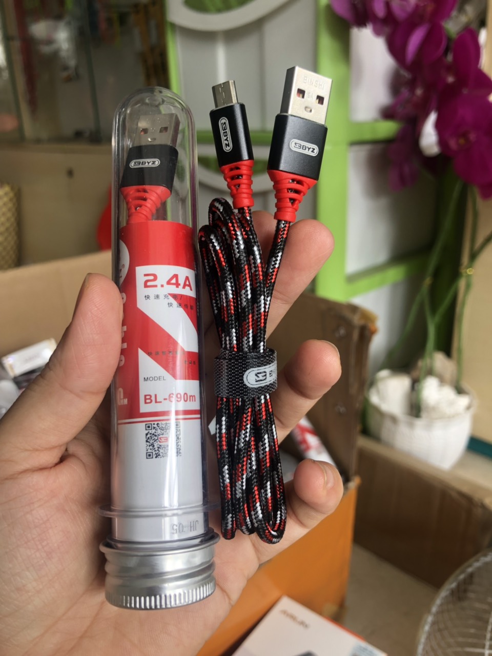 V8-Cáp BYZ 690M- ống nghiệm- dây dù