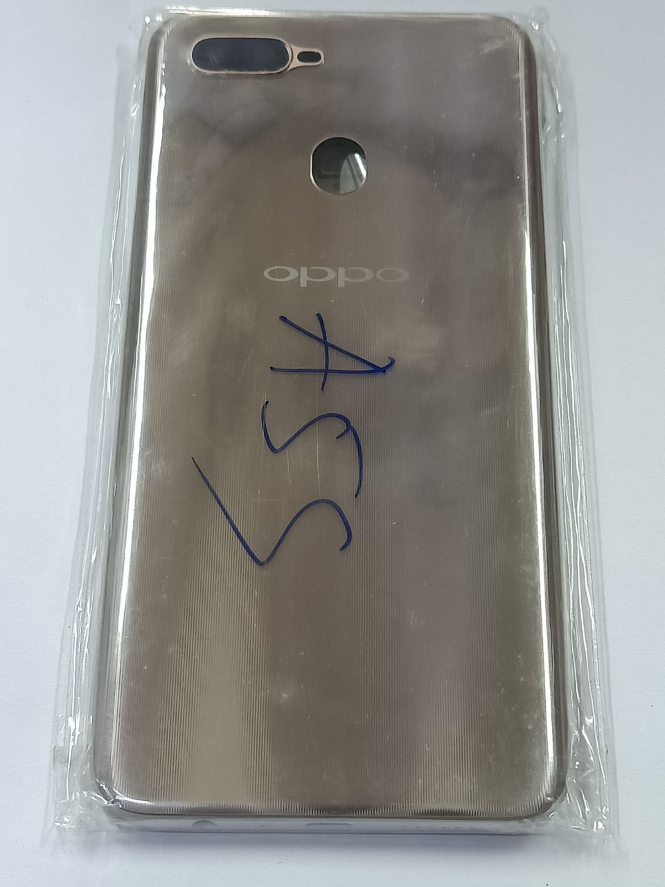 Vỏ điện thoại Oppo A5s có sườn