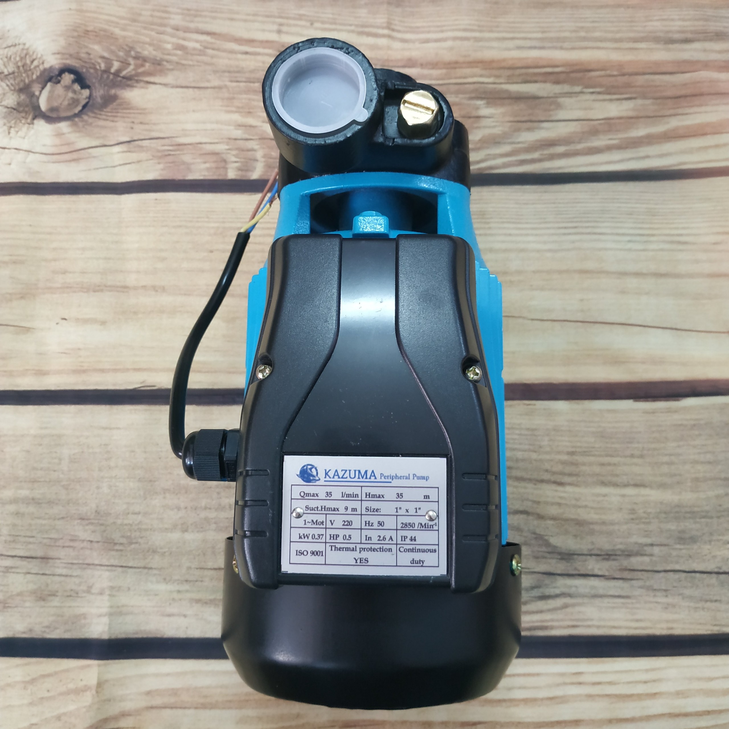 Máy bơm nước tăng áp Kazuma 370W 1/2HP