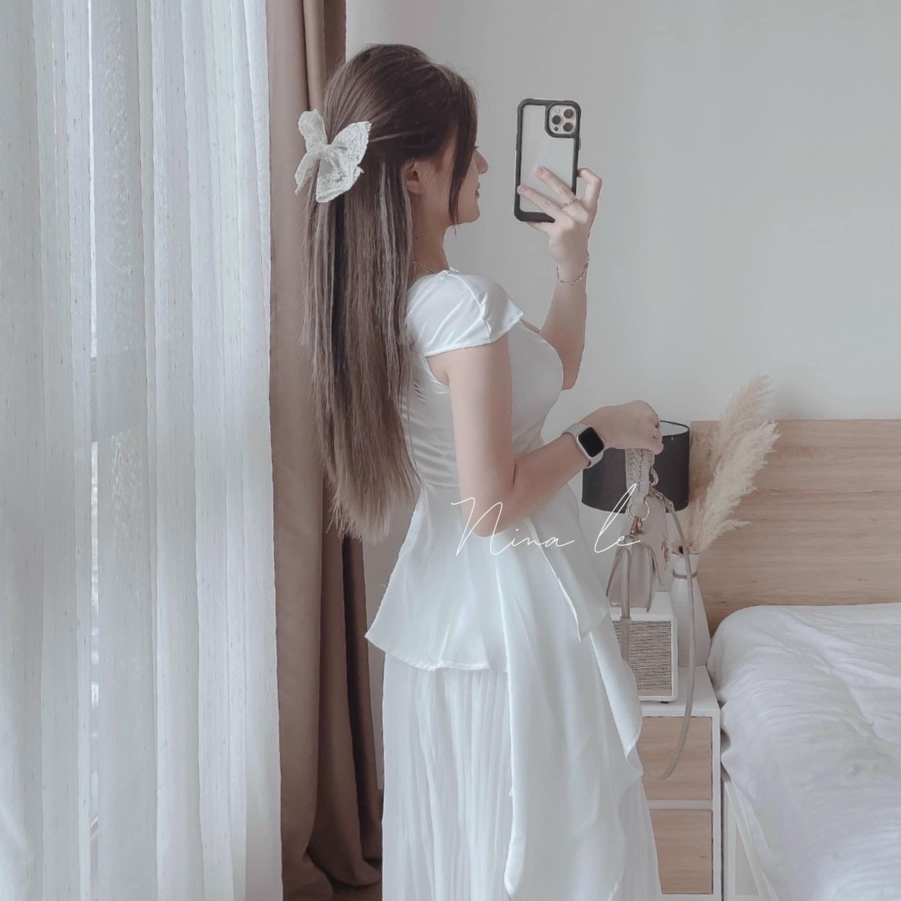 Set Áo Vạt Chéo Tà Có Mút Và Chân Váy Dập Ly Có Mút