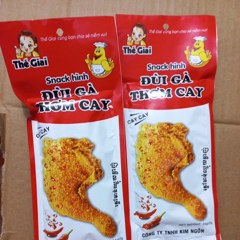 COMBO 30 GÓI SNACK QUE HÌNH ĐÙI GÀ THƠM CAY