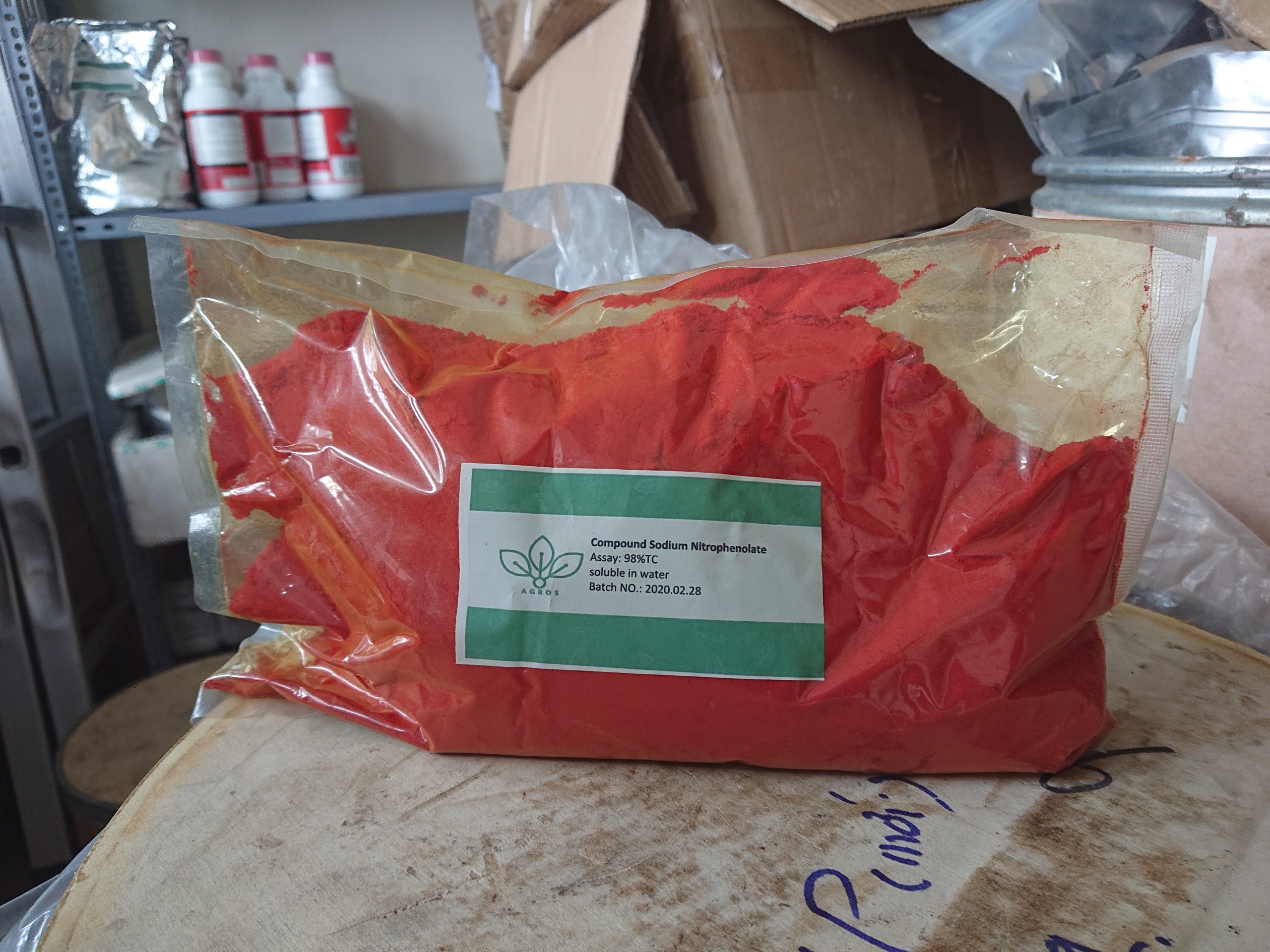 SNP- Compound Sodium Nitrophenolate 98%TC (ATONIK- SNP)