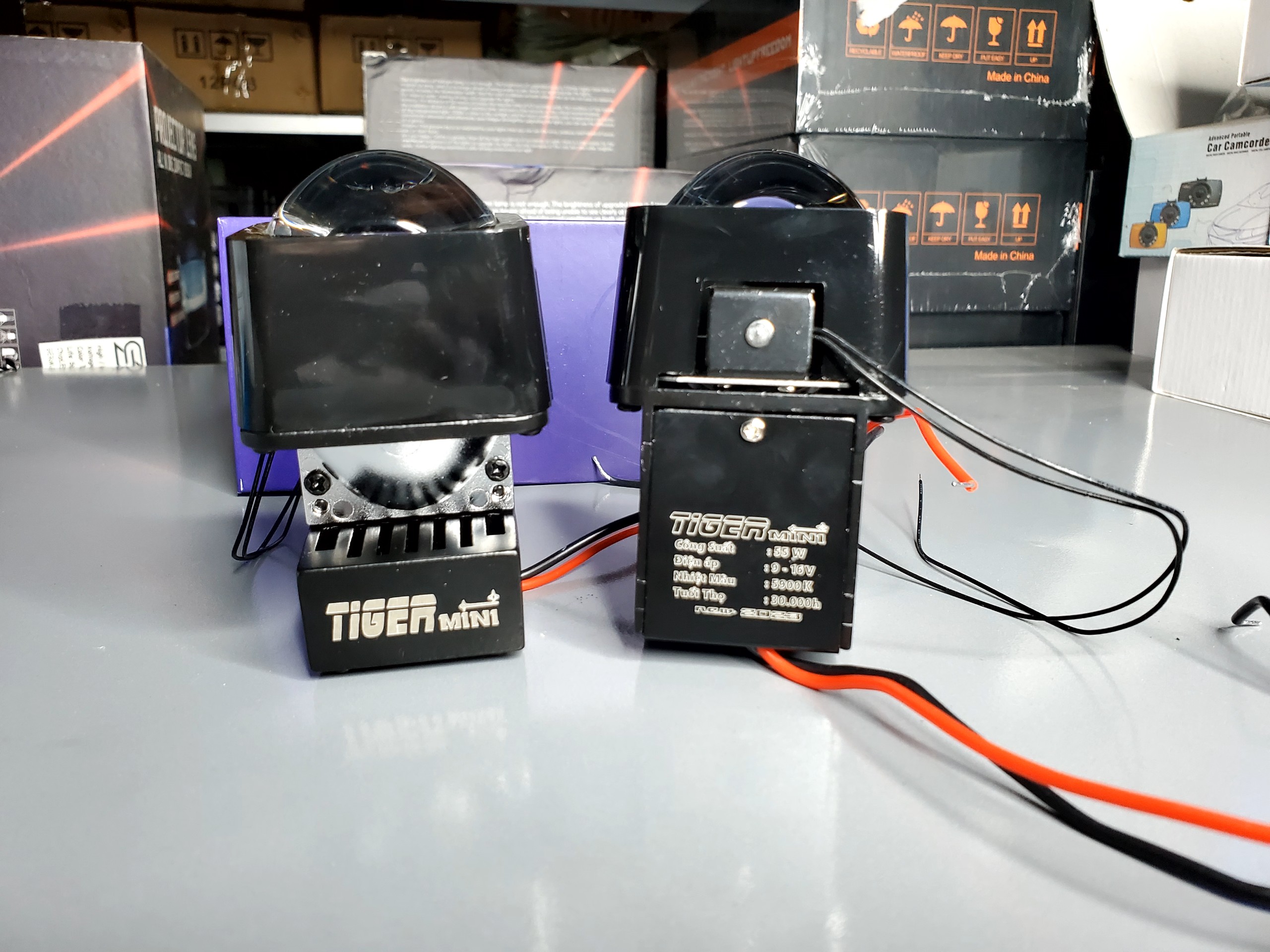Đèn bi - led TIGER MINI 1,5 inch