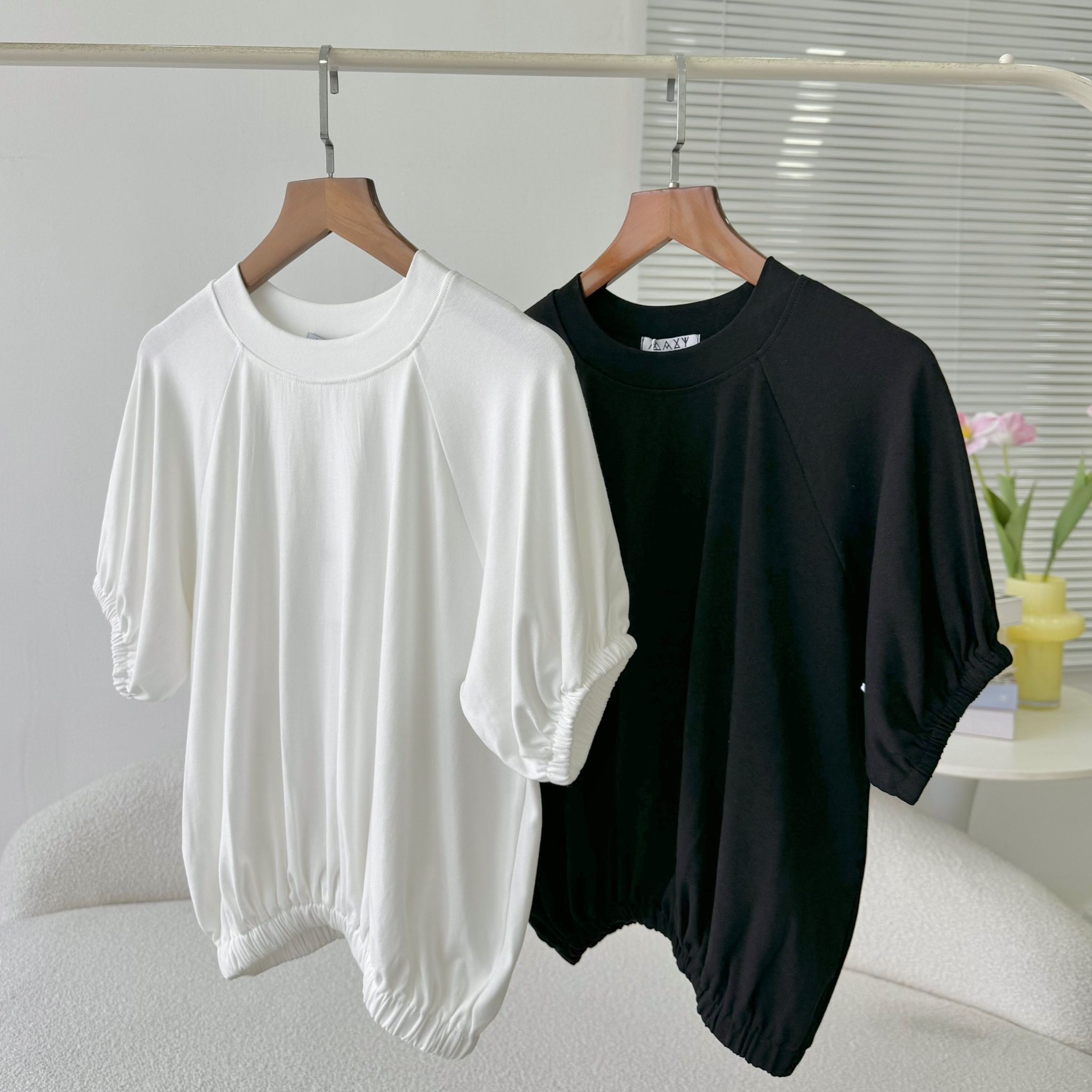 Áo thun tay hến bo chun tôn dáng Balloon Tee Maxy Workshop