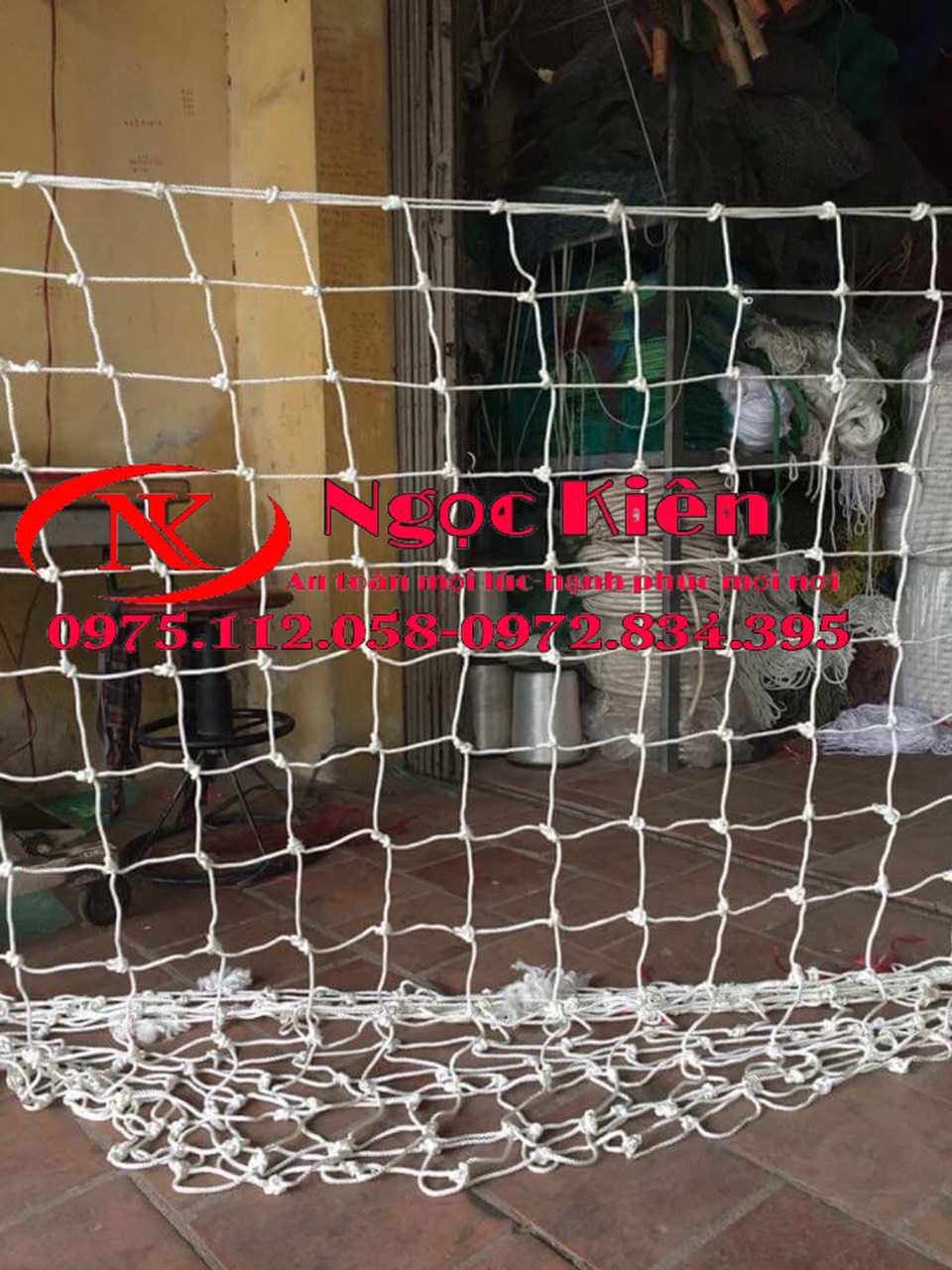 Lưới chắn cầu thang 2 x 10 mét, lưới an toàn sợi dù