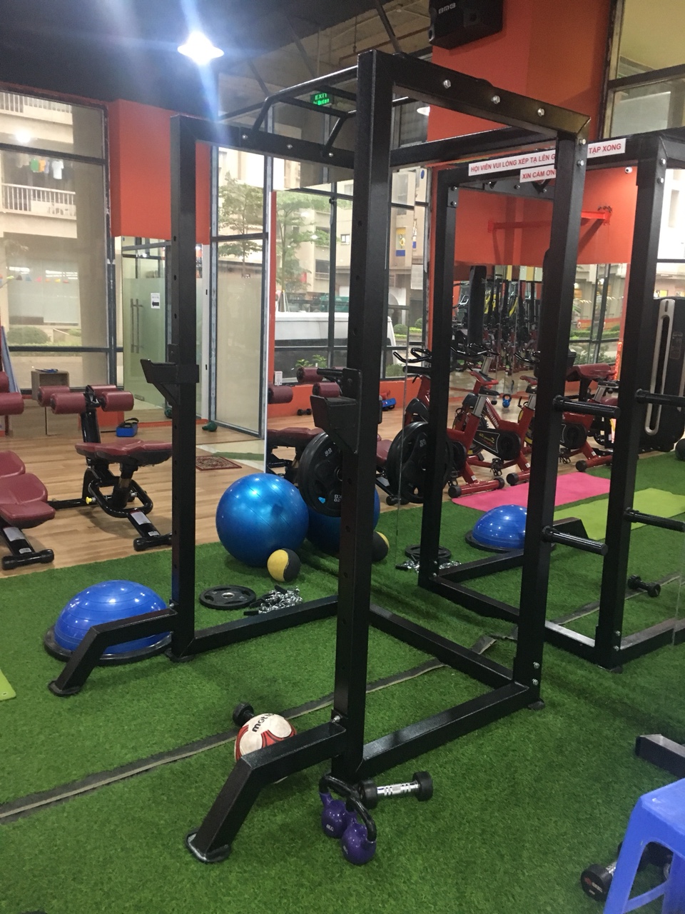 khung rack squat 4 cột