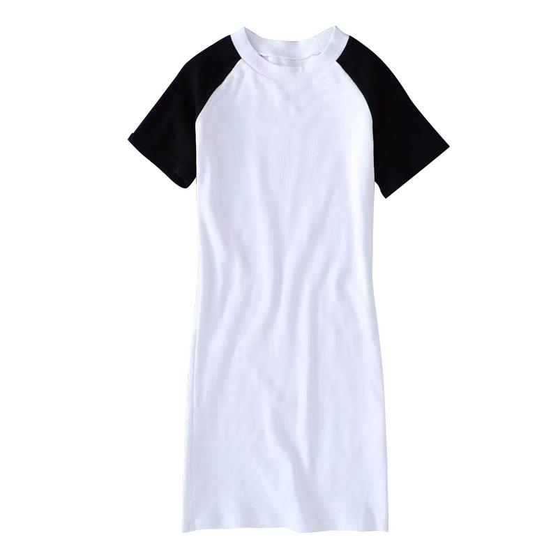 Đầm body tay ngắn rosa - cổ tròn và tim