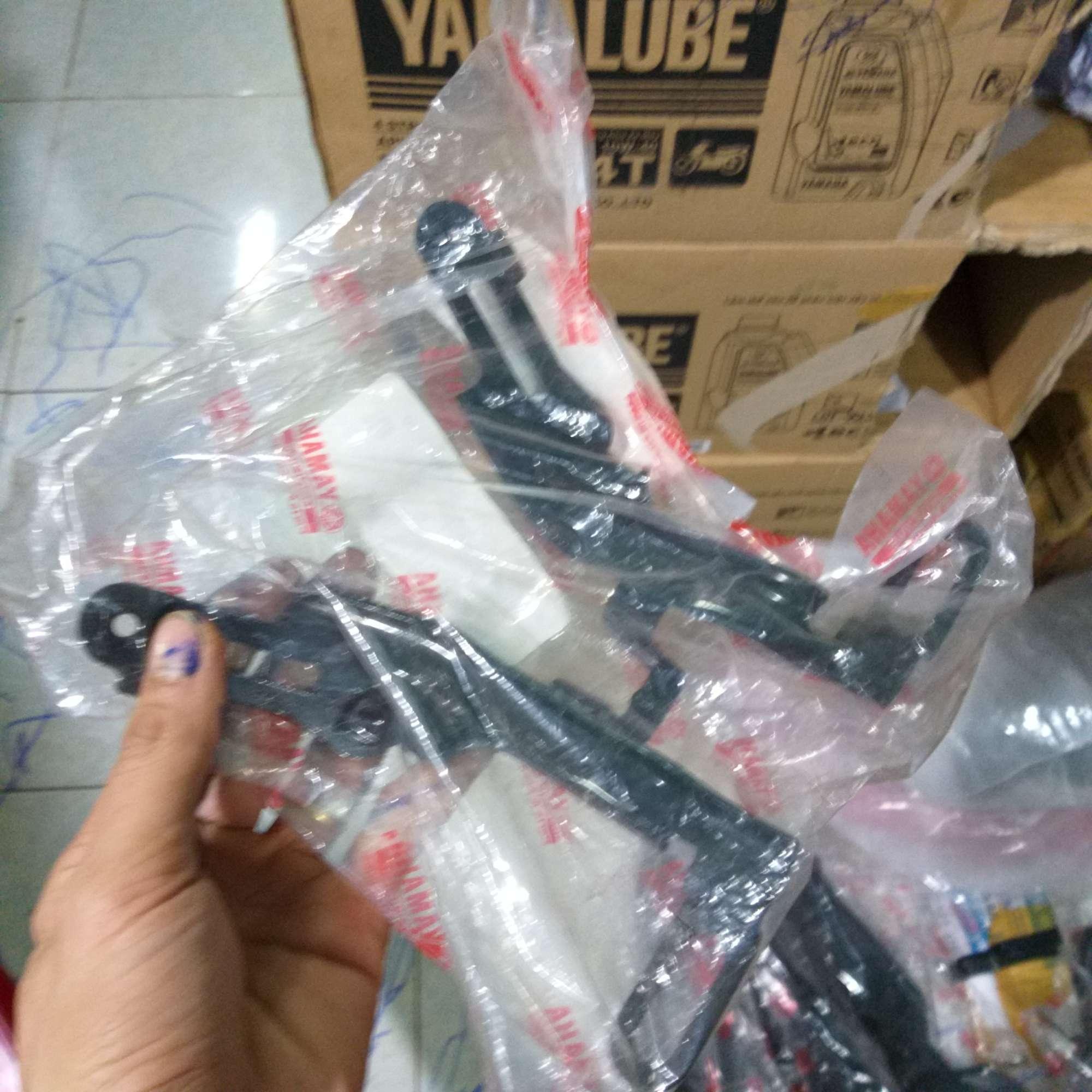 pát sắt đuôi exciter 150 đen