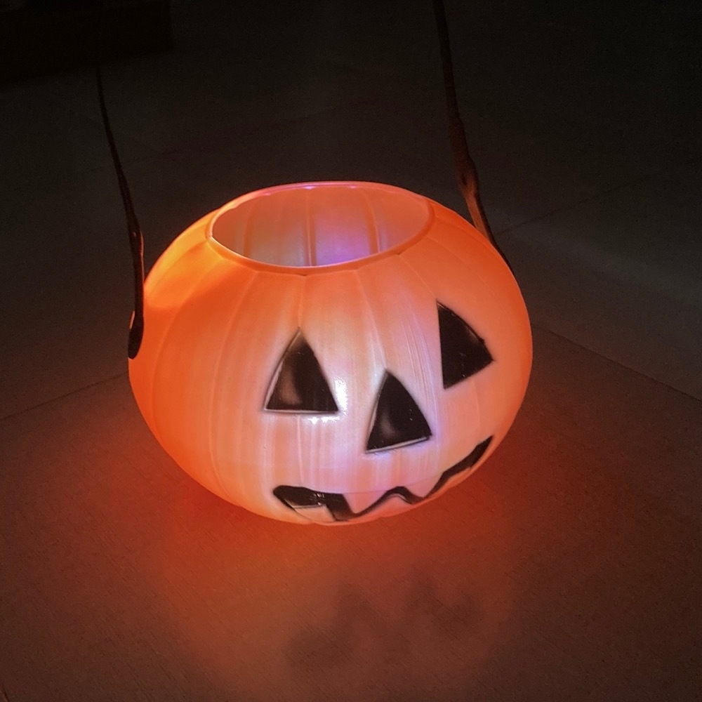 [HCM]Giỏ bí ngô đựng kẹo Halloween - Giỏ bí ngô trang trí Halloween - Mặt nạ, quần áo, áo choàng Halloween