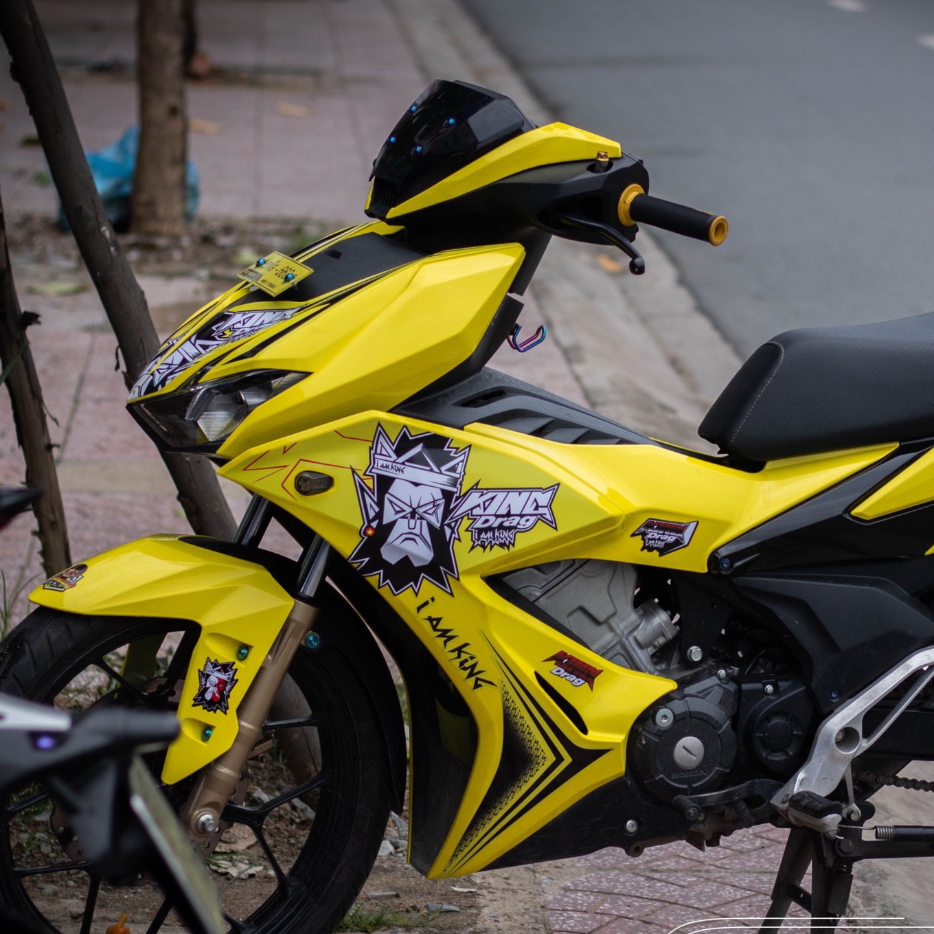 Tem rời winner X king drag dán xe vàng