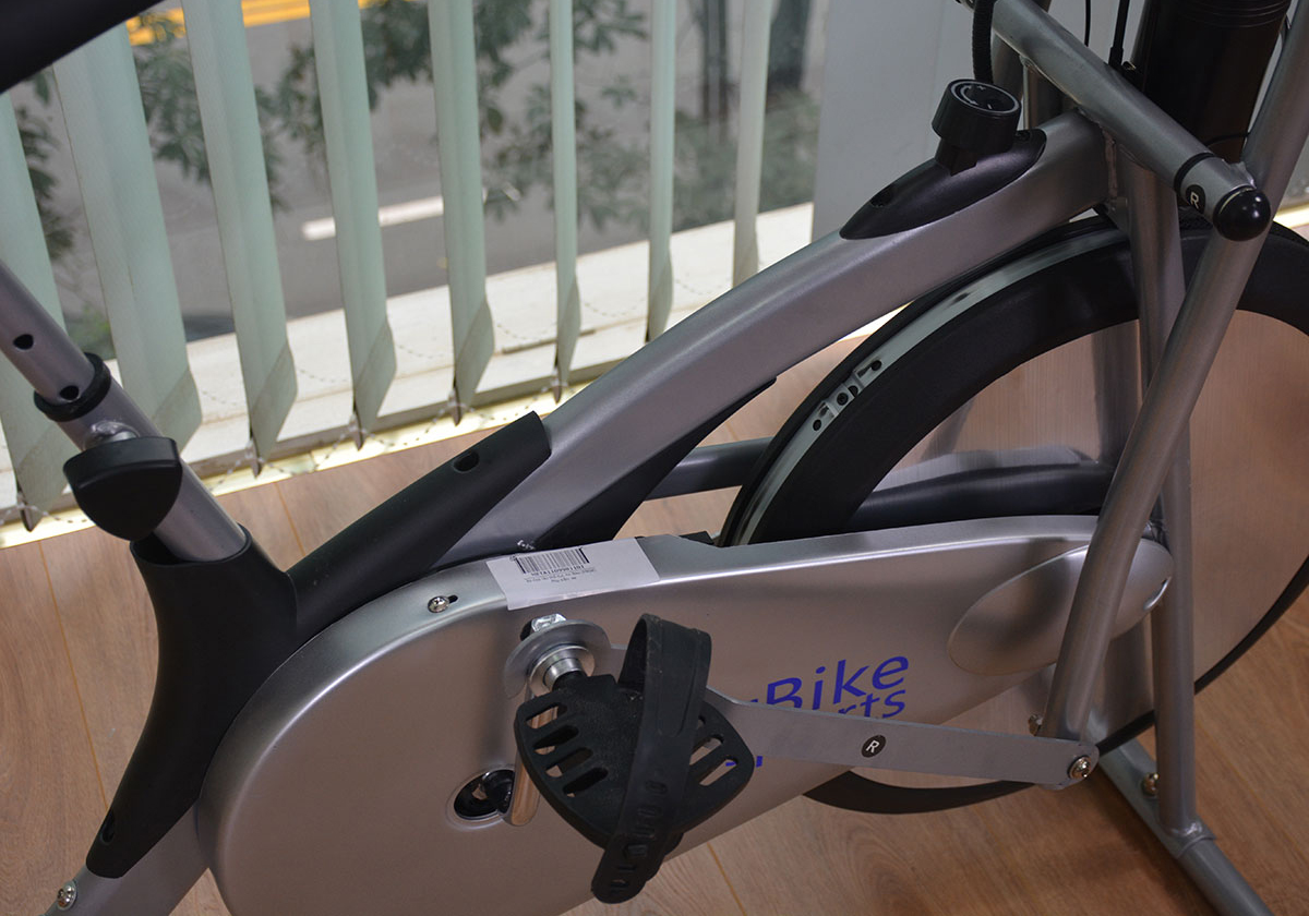 Xe đạp thể dục Air Bike
