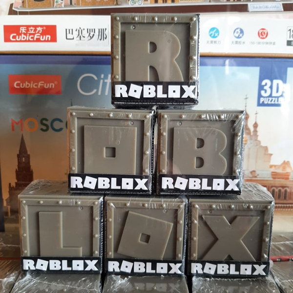 Roblox Toy Box Series 10 [CHÍNH HÃNG,CÓ CODE] ( 1 Hộp )