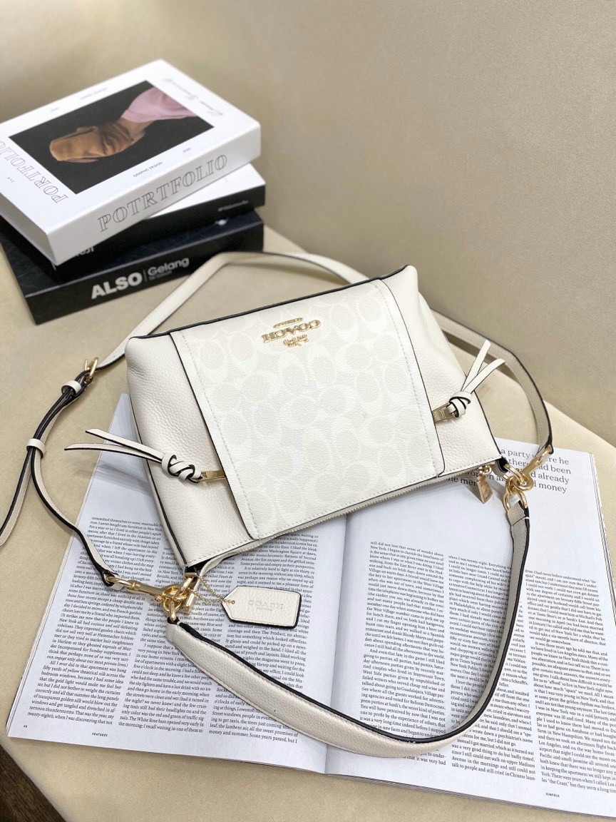 [HCM]Túi Coach thanh lich dư xịn cho nàng công sở