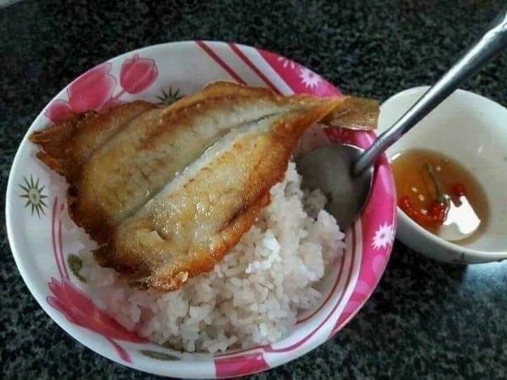 khô cá đù xẻ, con tỏ 500g ( 95.000₫)