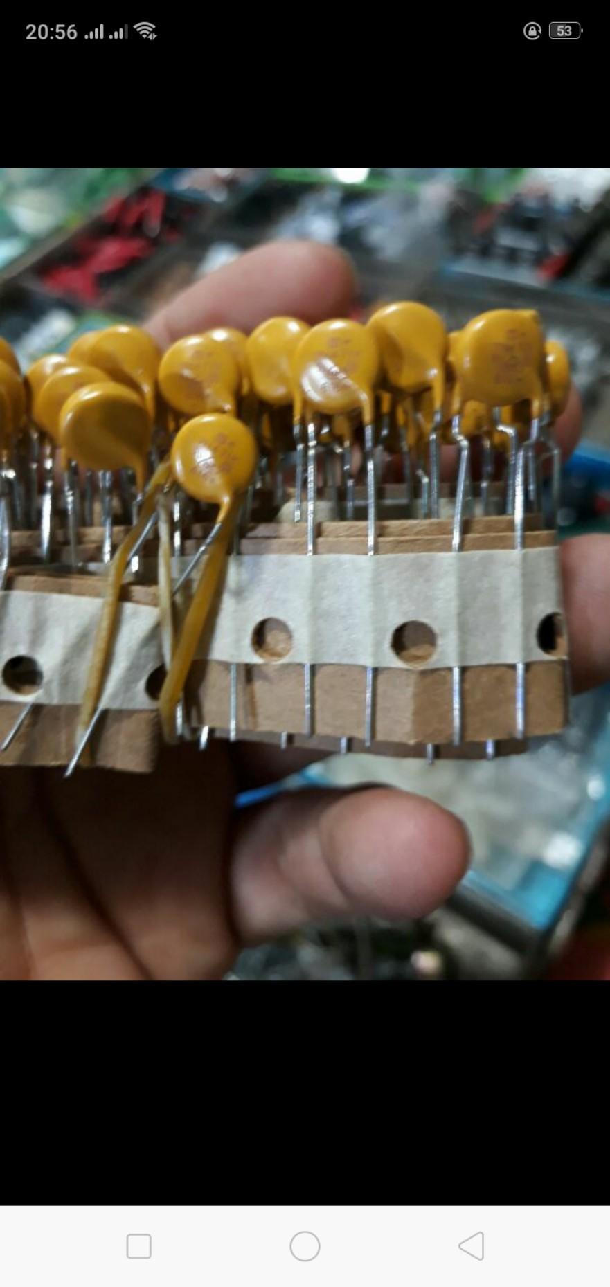 10 Tụ bảo vệ loa 220v 7N471