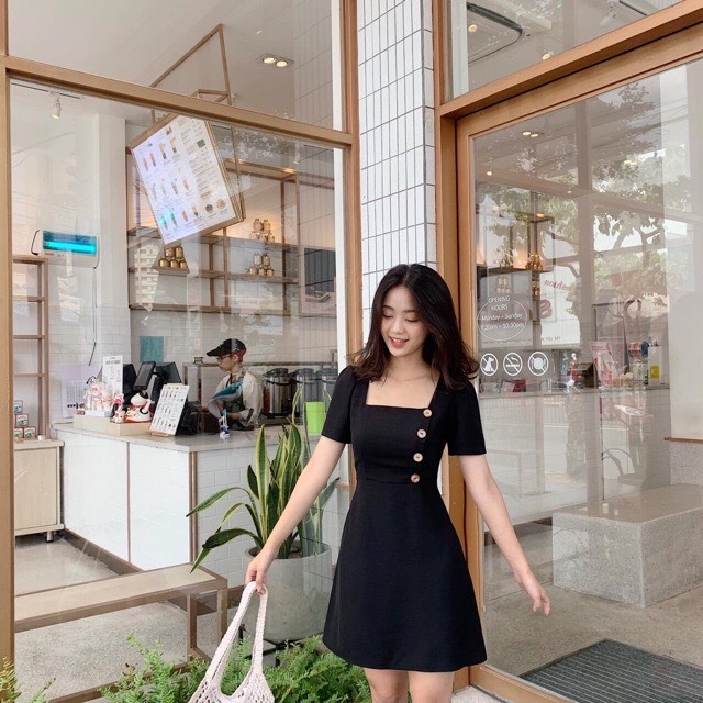 [HCM]Đầm Nữ Cổ Vuông Cách Điệu Xinh Đẹp