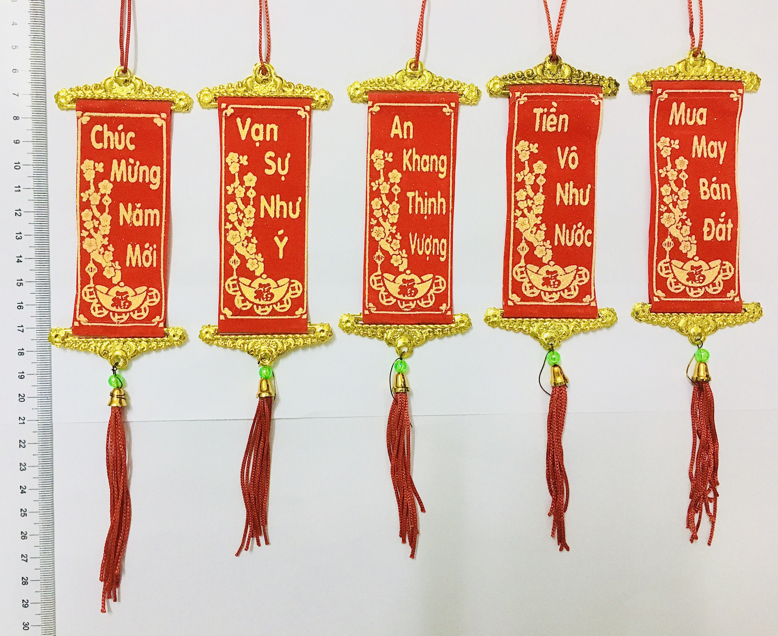 sỉ  dây liễng trang trí tết 2023 vàng đại chữ việt in trên vải nhung Mẫu A