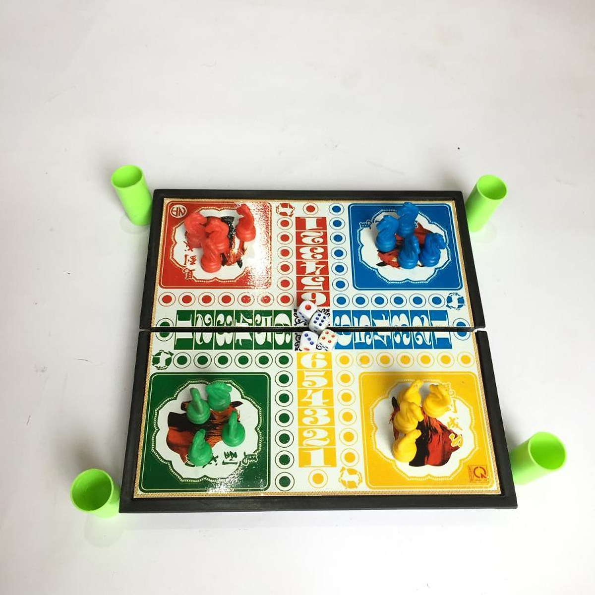 Cờ cá ngựa nam châm hộp đỏ