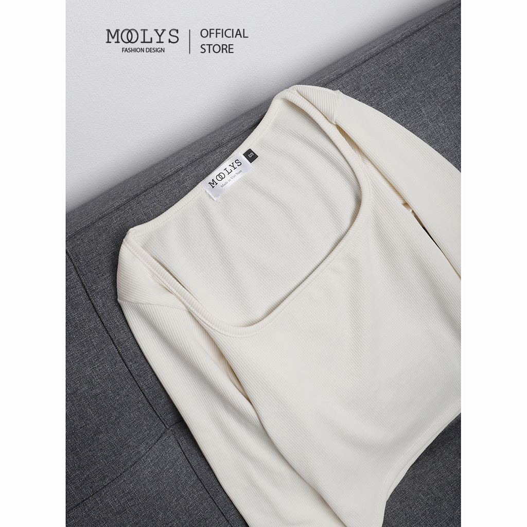 Áo crop top MOOLYS basic, cổ vuông, dài tay MC013