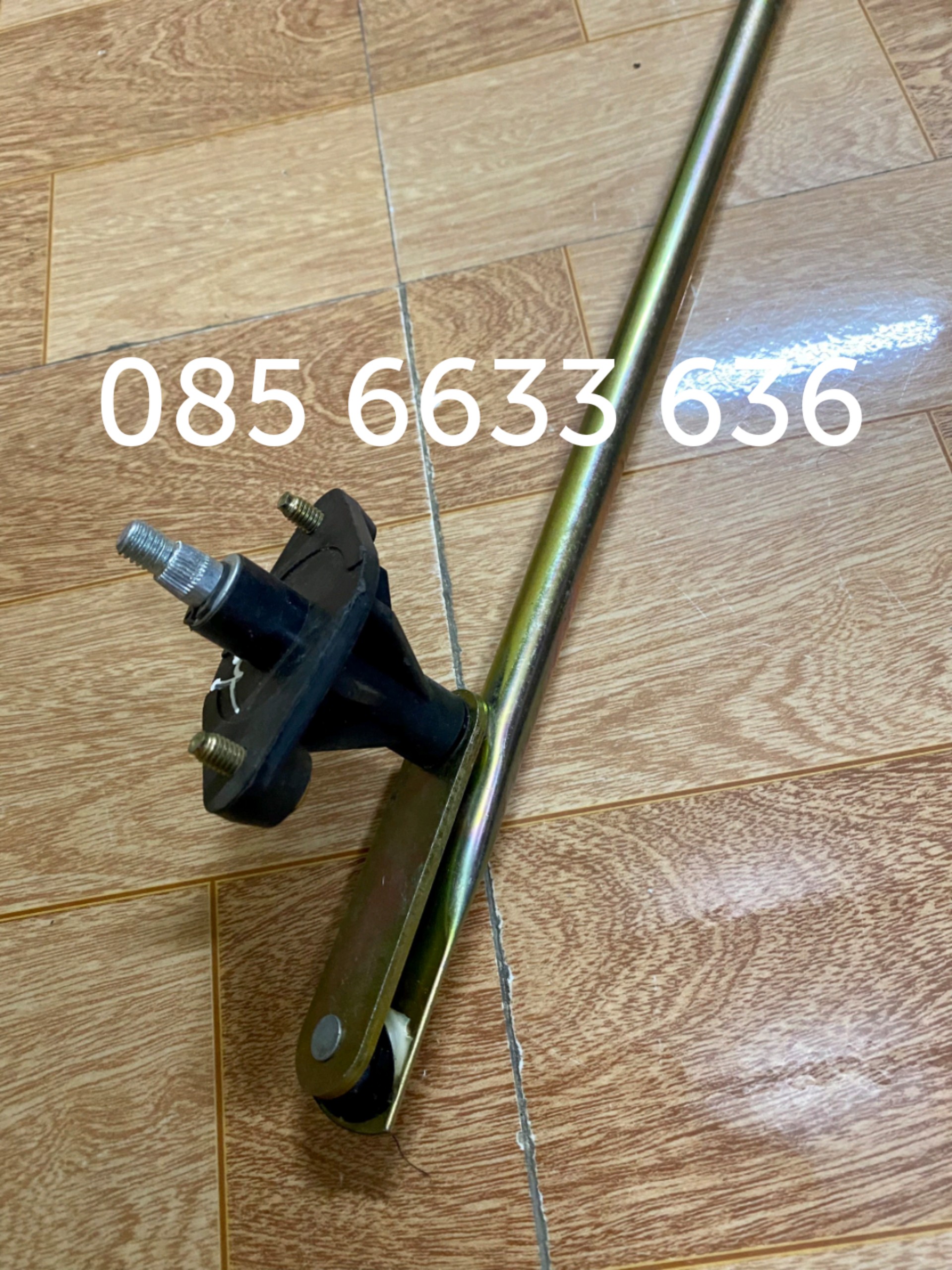 thanh giằng gạt mưa lanos , hq