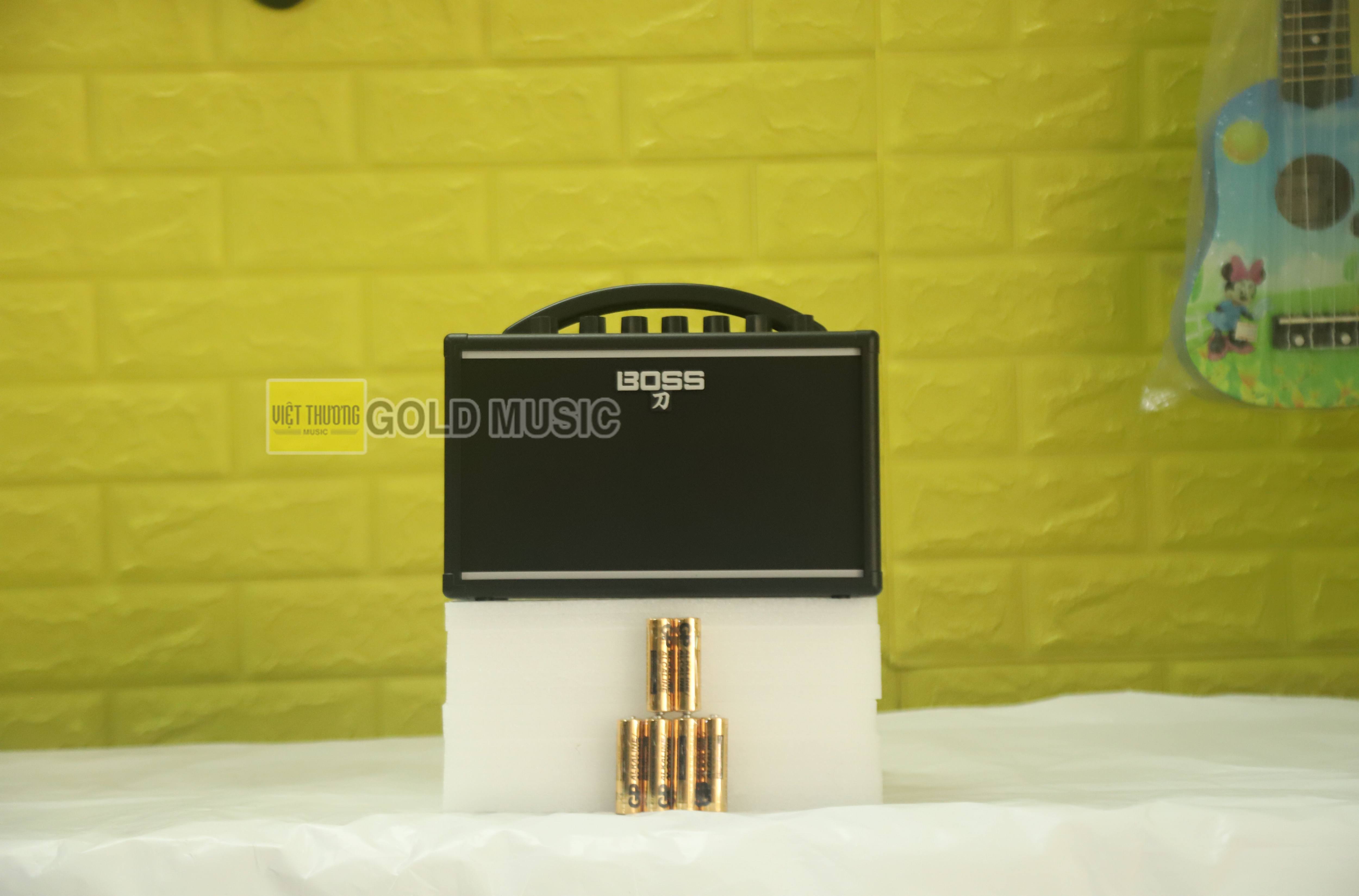 loa Ampli guitar Boss KTNMINI