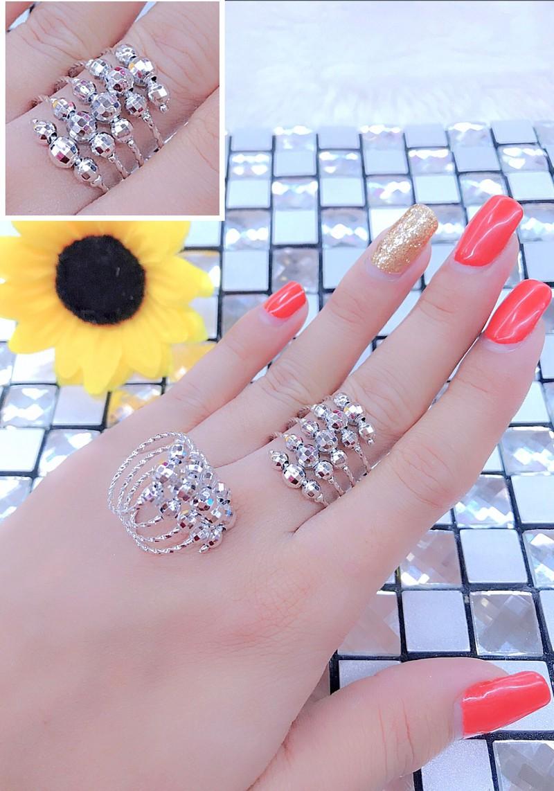 Nhẫn nữ UHAVNhẫn Bi Xoắn Nhiều Vòng